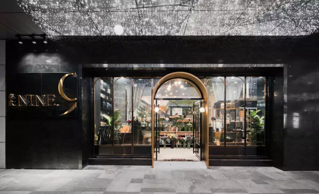 成(chéng)都(dōu)商鋪裝修